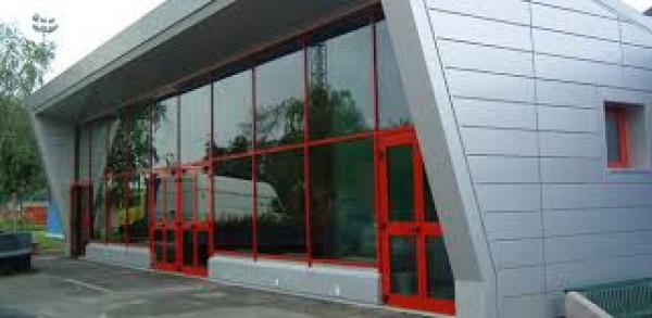 PISCINA COPERTA, MELEGNANO